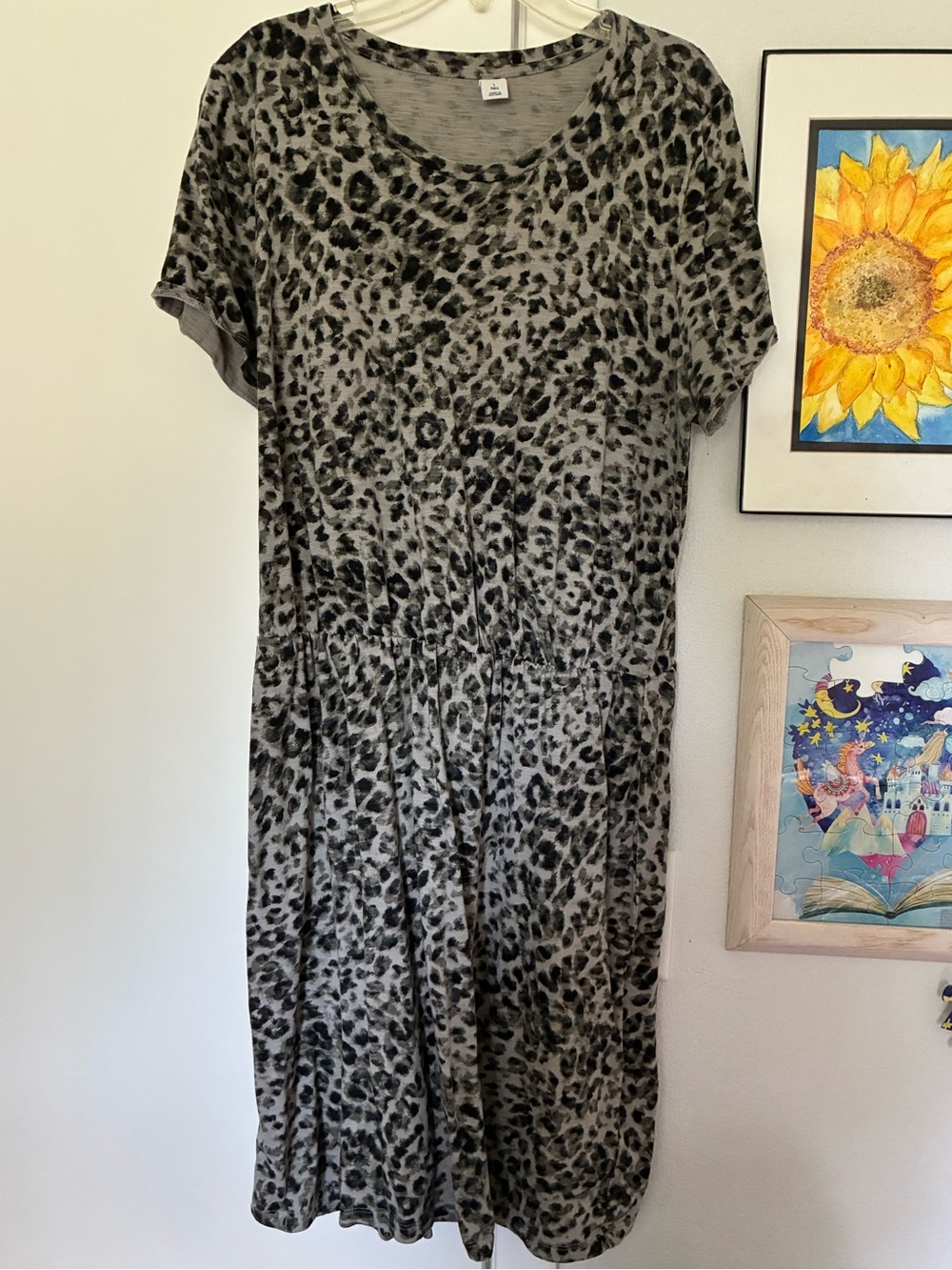 Old Navy Gray and Black Leopard Midi Dress